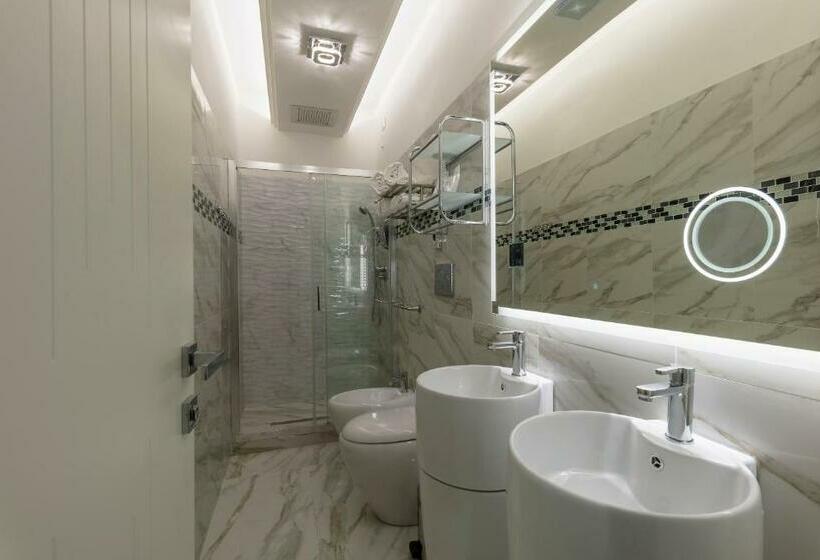 חדר דלוקס לשלושה, The One Boutique Hotel & Spa Rome