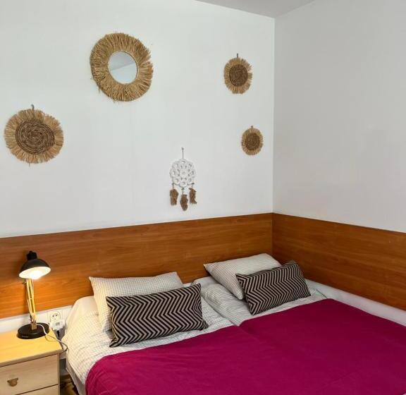 Habitación Triple Estándar con Balcón, Willa Krystyna