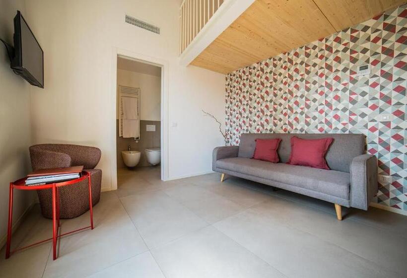 Люкс Дюплекс, Le Stanze Del Lago Suites & Pool