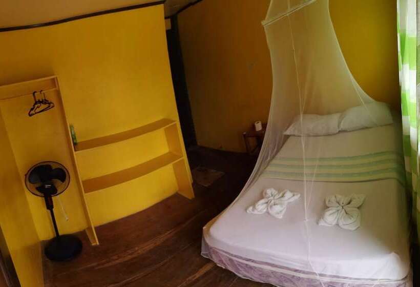 Номер Basic, Guanna's Place Room And Resto Bar