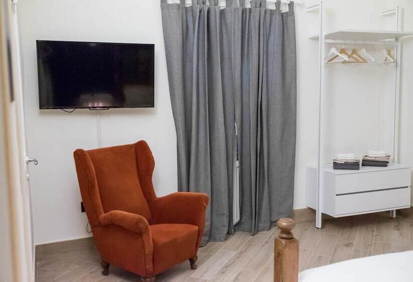 اتاق استاندارد, Viabasso11 Guest House