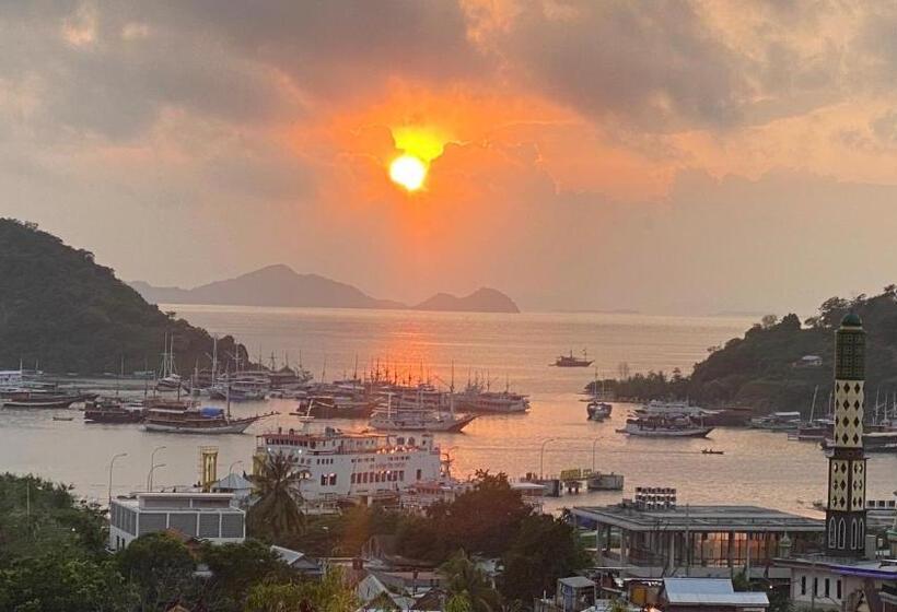 اتاق لوکس با چشمانداز دریا, Pesona Bali Room And Restaurant