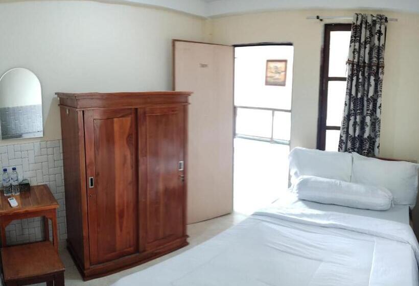 اتاق اکونومی یک تخته, Pesona Bali Room And Restaurant