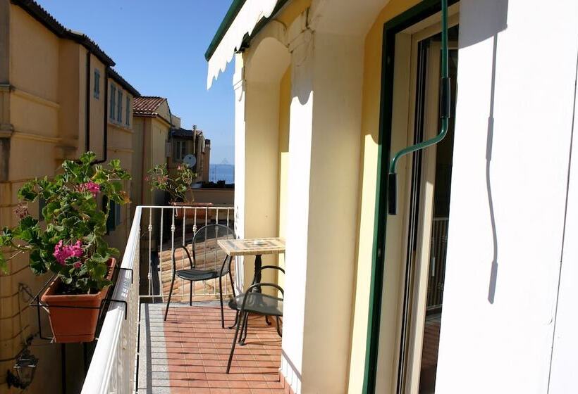 Номер Deluxe с Балконом, B&b Residenza Cardinale