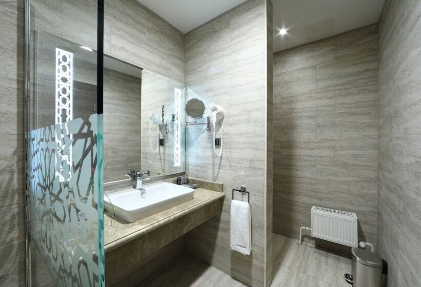 标准间, The Local Hotels Grozny