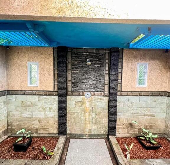 Семейный Номер, Youpy Bungalows