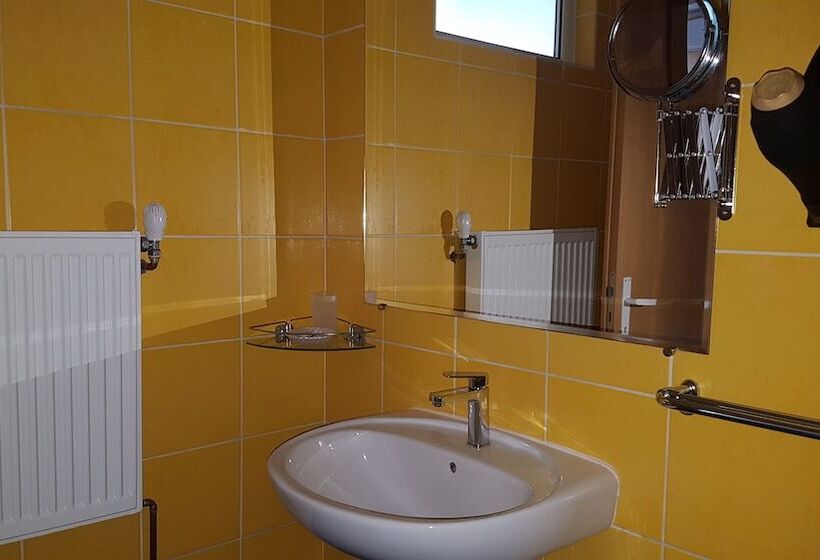 اتاق لوکس سه تخته, Pensiunea B&b Casa Italia