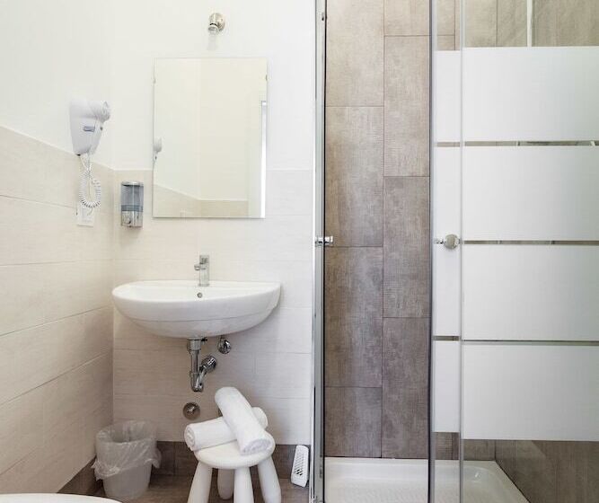 اتاق استاندارد سه نفره, B&b Bentivogli