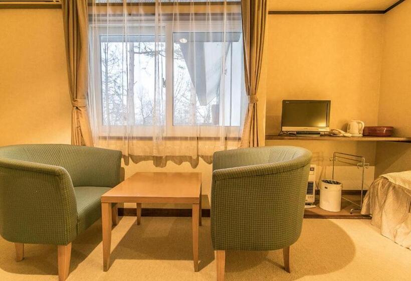 Номер Стандарт Трехместный, Petit Hotel Enchante