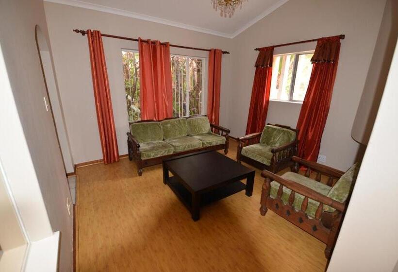 Дом 1 Спальня, Attaché Guest Lodge & Health Spa