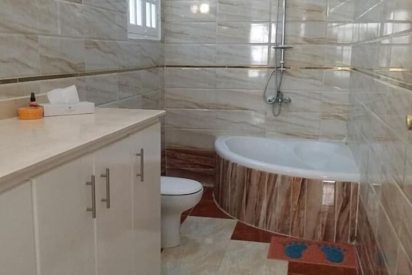 استودیوی لوکس, Lotus Lis House
