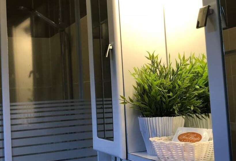 Quarto Quádruplo Economy, Locanda San Biagio