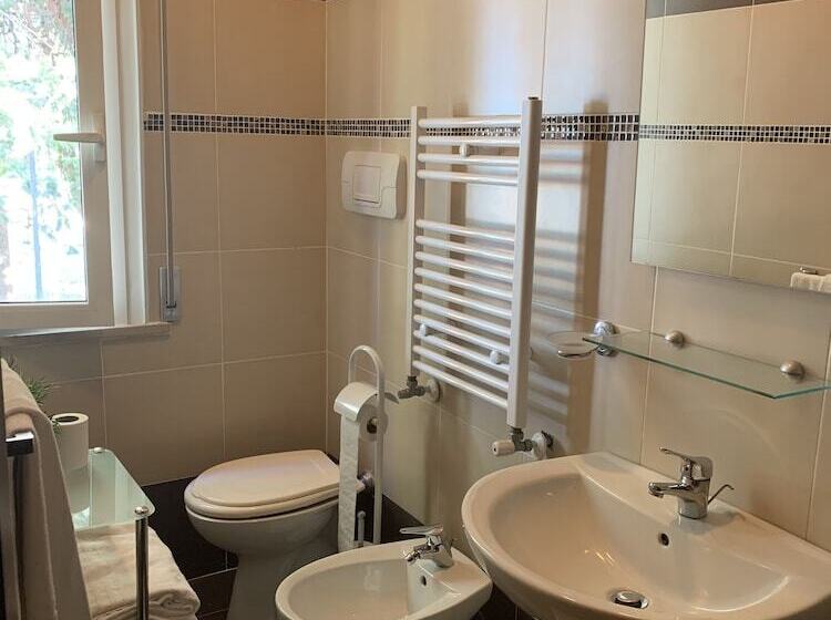 Quarto Quádruplo Economy, Locanda San Biagio