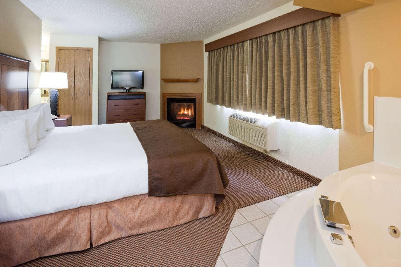Люкс Премиум, Americinn By Wyndham Two Harbors Near Lake Superior
