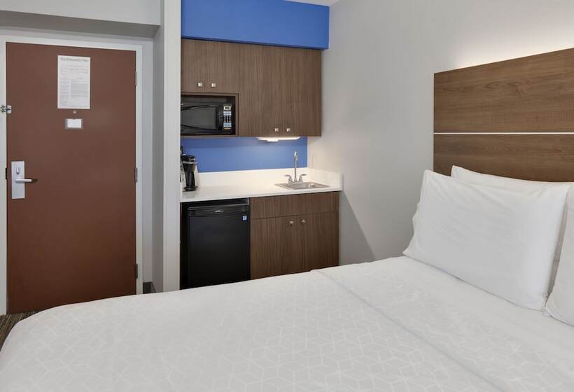 Люкс, Holiday Inn Express & Suites Irving Conv Ctr   Las Colinas, An Ihg