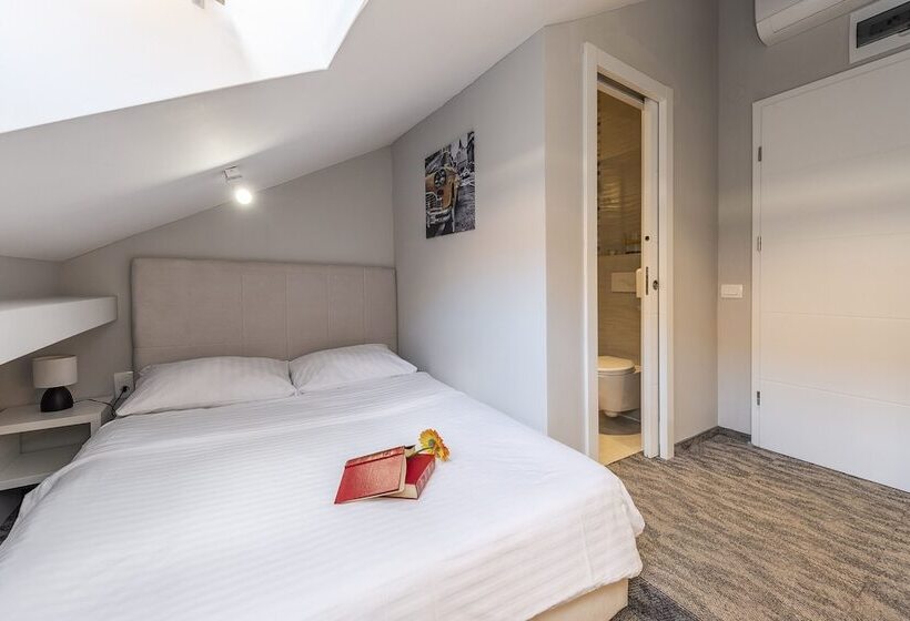 اتاق استاندارد, Downtown Boutique Hostel