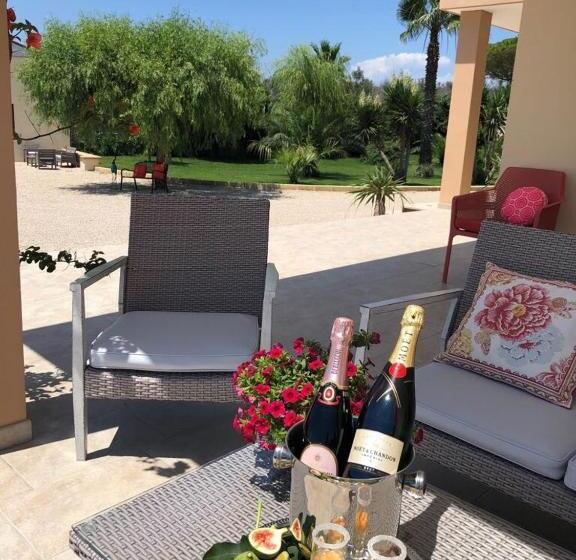 标准间, B&b Villa Jonica