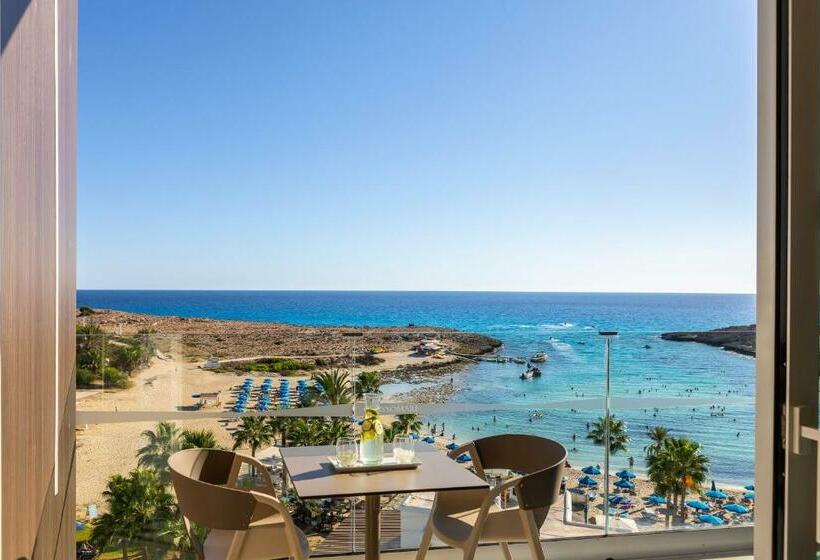 Номер Superior Вид на Море, Chrysomare Beach Hotel & Resort