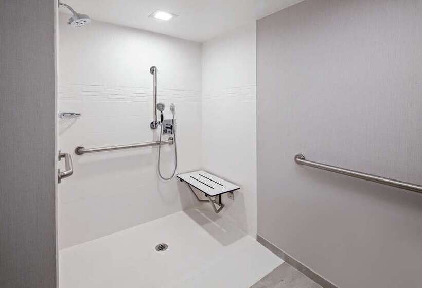 Номер Стандарт, Doubletree By Hilton Omaha Southwest