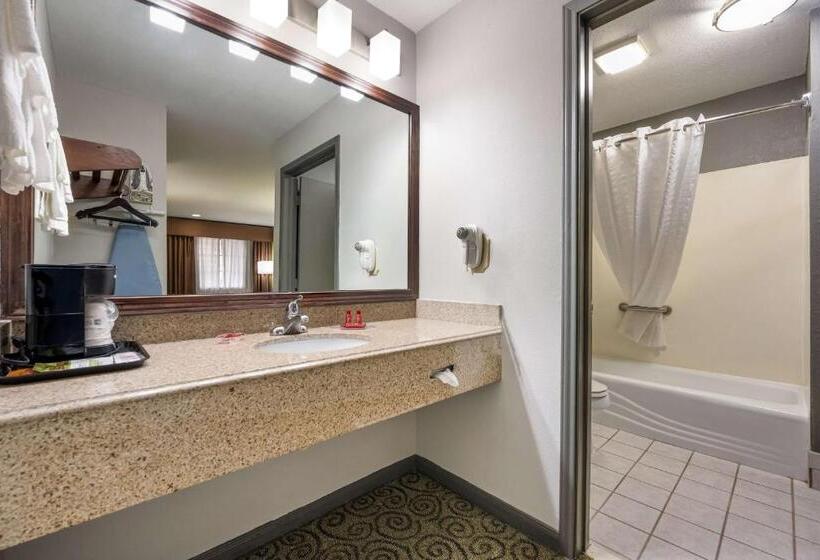Люкс Кровать Кинг, Surestay Hotel By Best Western Deer Park