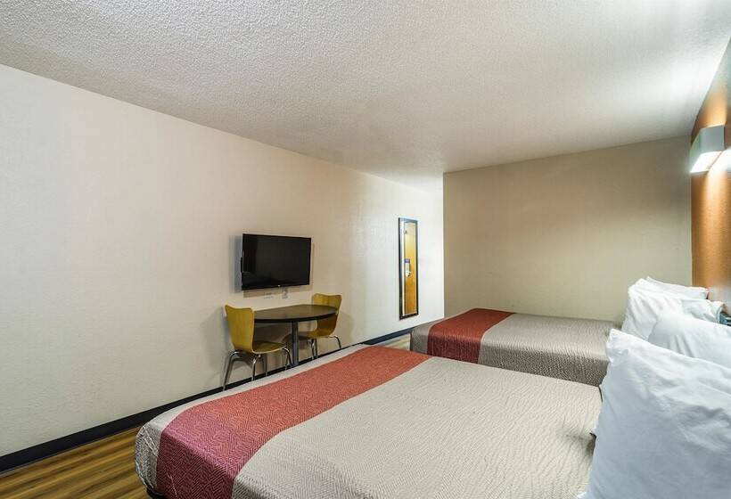 Номер Deluxe, Motel 6libertyville, Il