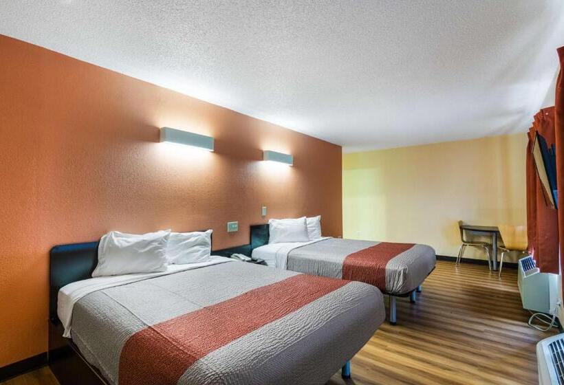 Номер Стандарт, Motel 6libertyville, Il