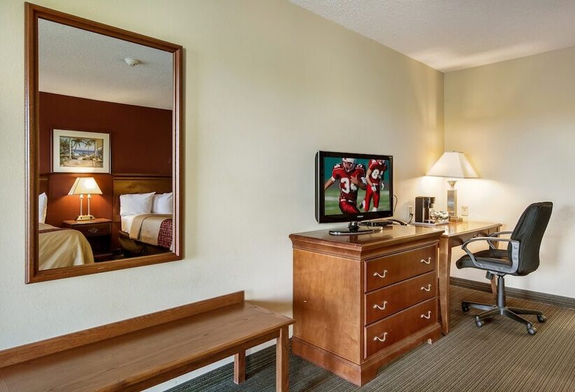 Номер Deluxe, Red Roof Inn Vincennes