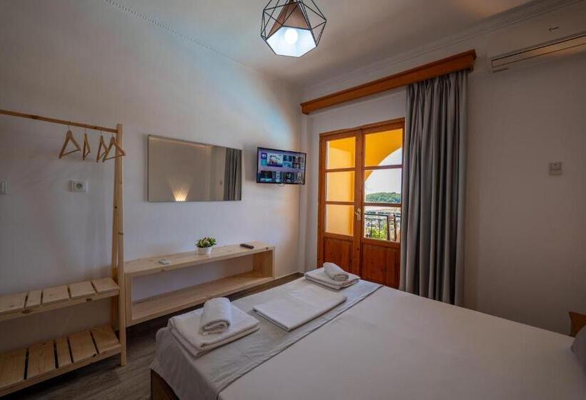 标准三人间, Apart Hotel Alex