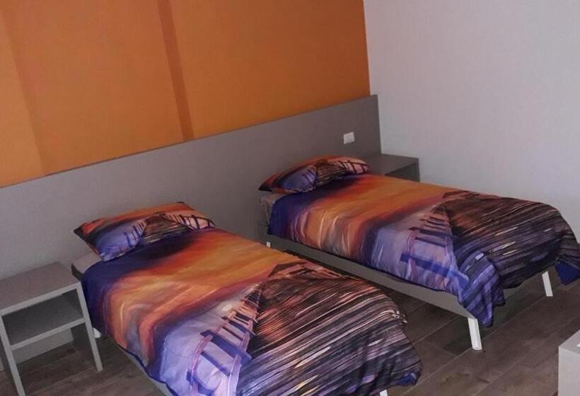 Апартаменты 2 Спальни, Rosticaffè