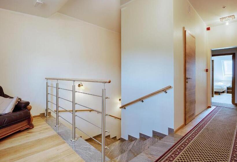 اتاق استاندارد چهار تخته, Guesthouse Turšič