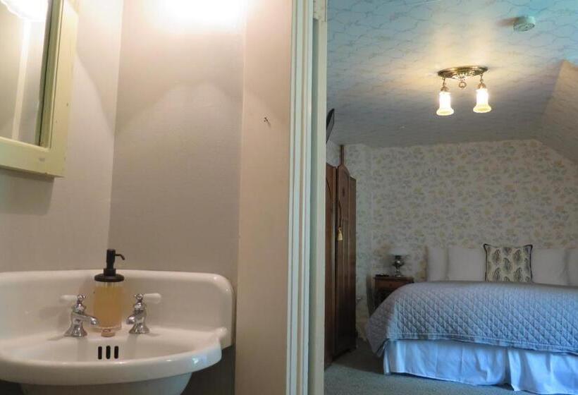 스탠다드 룸, Calderwood Inn