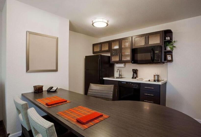 Suite, Sonesta Simply Suites Fort Worth