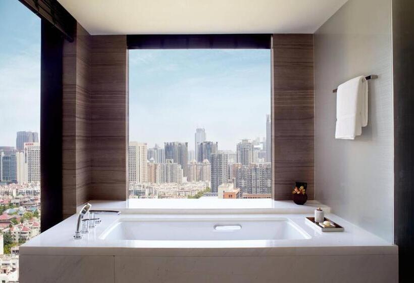 Люкс Клуб, The Ritzcarlton, Xi An