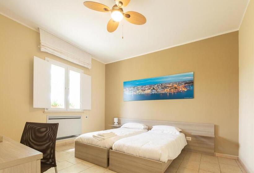 اتاق خانوادگی با سرویس بهداشتی مشترک, Villa Adele B&b
