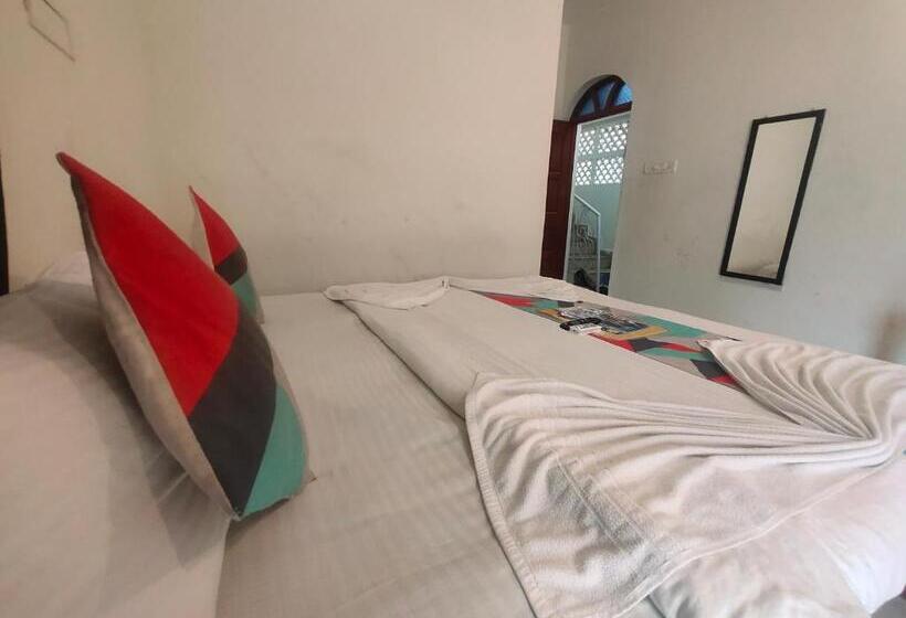 이코노미 룸, Rj14 Accommodations At Baga Beach