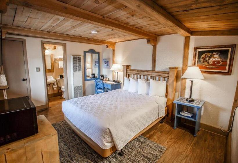 Номер Стандарт, Chama Trails Motel