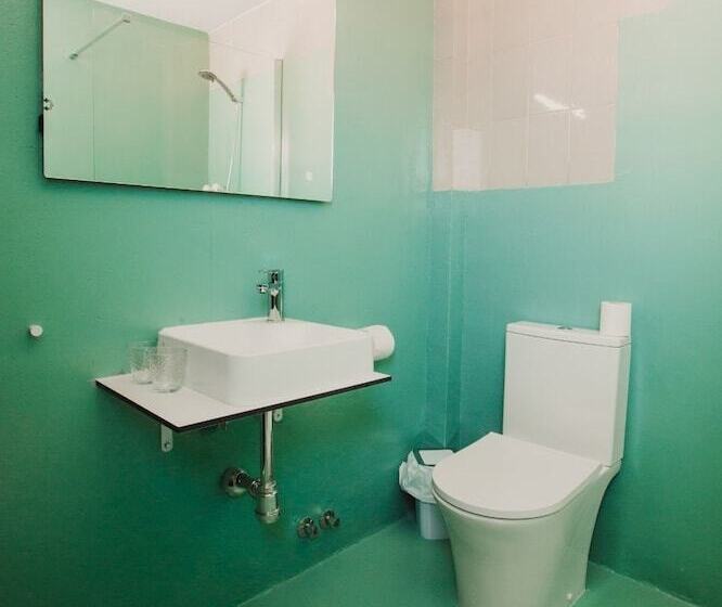 Семейный Номер, Subup Hostel