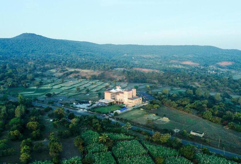 ویلای 1 خوابه, Regenta Resort Belagavi