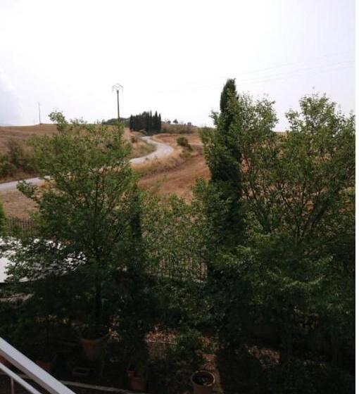 Apartamento 1 Dormitório com Terraço, Affittacamere Albafiorita