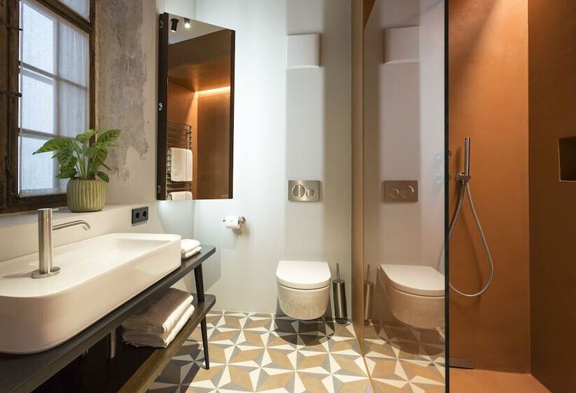 اتاق لوکس, Goldenstern Townhouse
