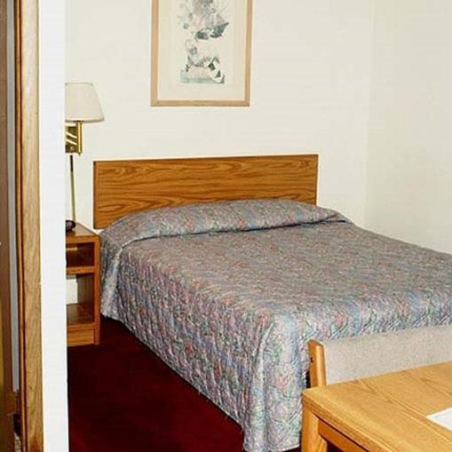 Номер Стандарт, Countryside Inn Motel Albert Lea