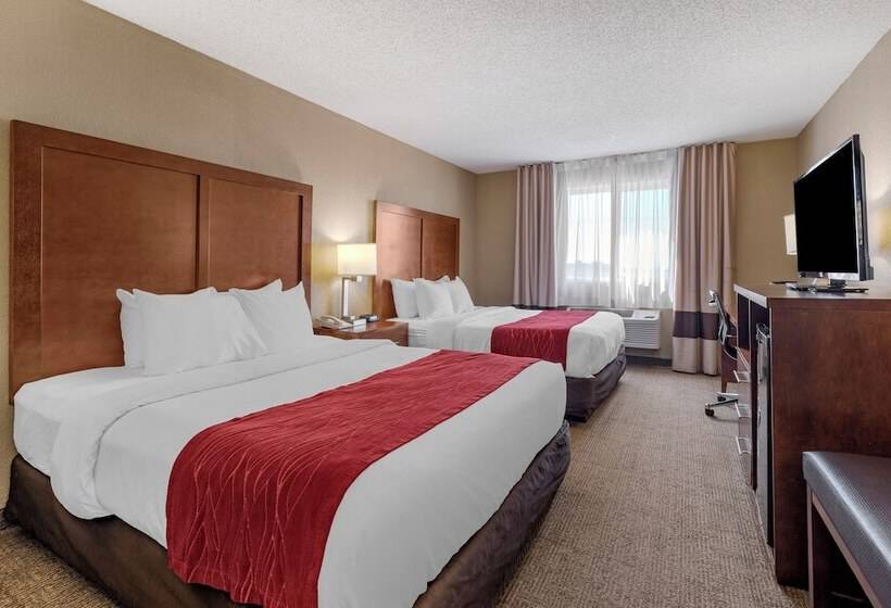 Люкс, Comfort Inn & Suites Hays I70