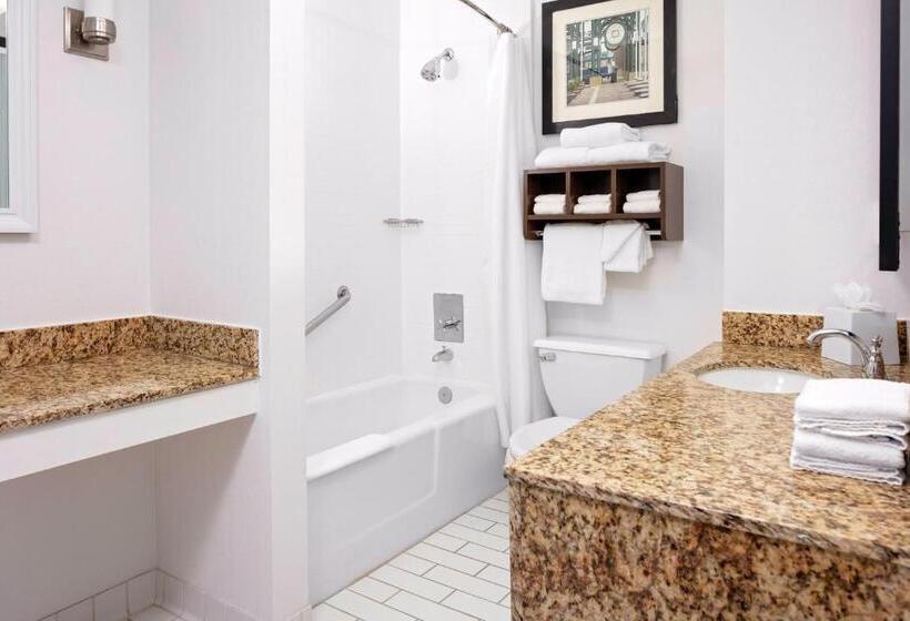 Suite Lit King, Four Points By Sheraton Memphis East