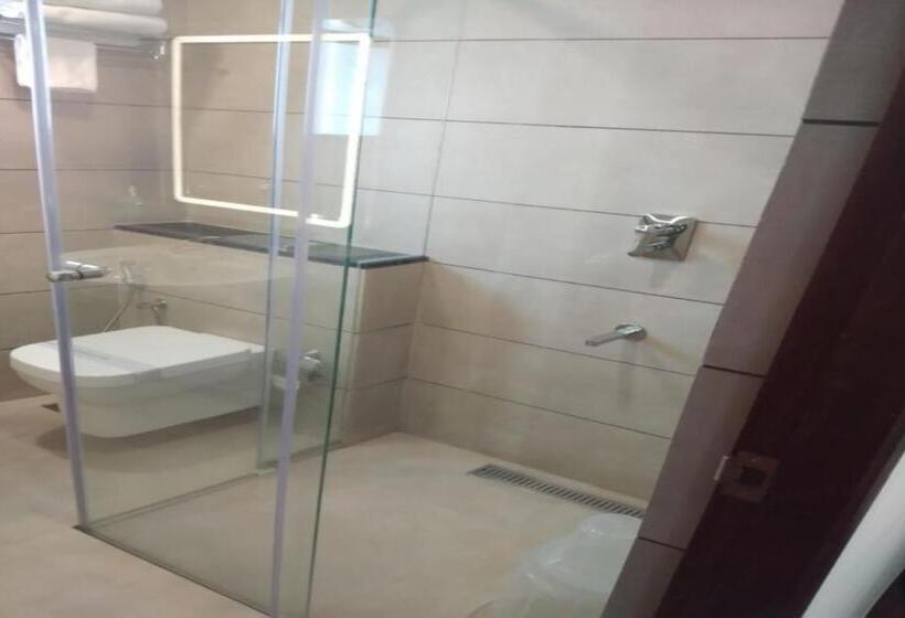 Номер Deluxe Кровать Кинг, Villa Maryam