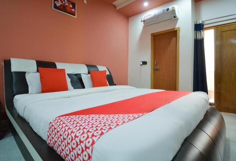 三人经典房间, Oyo 28000  Shivay Residency
