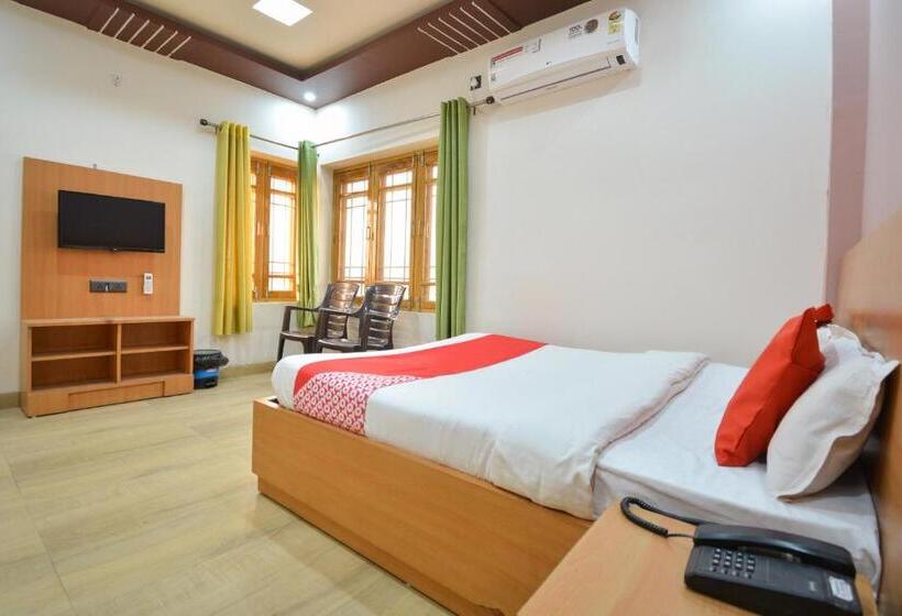三人经典房间, Oyo 28000  Shivay Residency