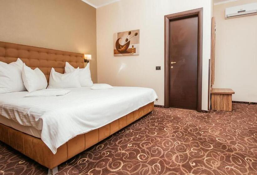 Quarto Estandar, C Guest House