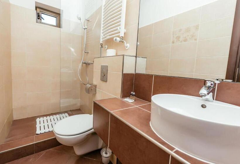 Quarto Estandar, C Guest House