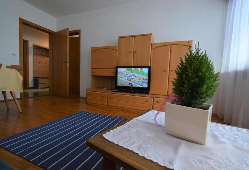 2 Schlafzimmer Apartment, Residence Albierch