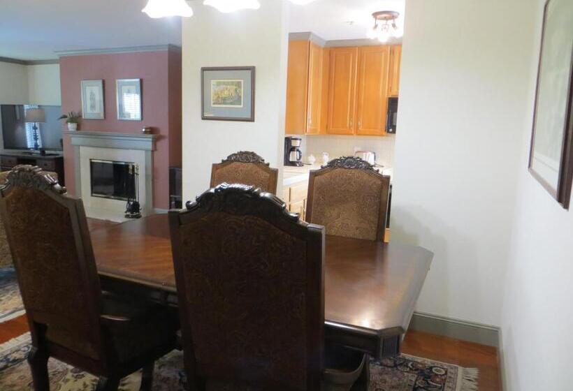 Suite 2 Sypialnie, Cow Hollow Inn And Suites